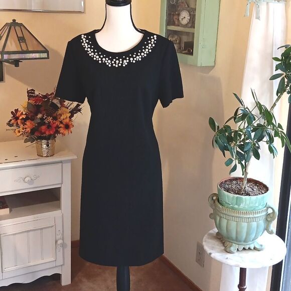 Calvin Klein  Dressy Black Dress. Old Money, Quiet Elegance - Picture 2 of 13